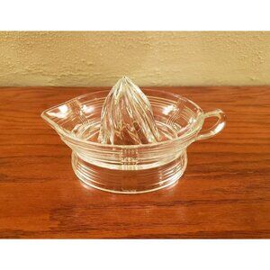 Reamer Hand Juicer Hazel Atlas Crisscross Glass Large With Pouring Spout Antique